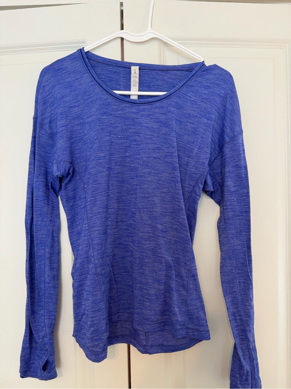 Lululemon Women's Long-Sleeve Lightweight Top